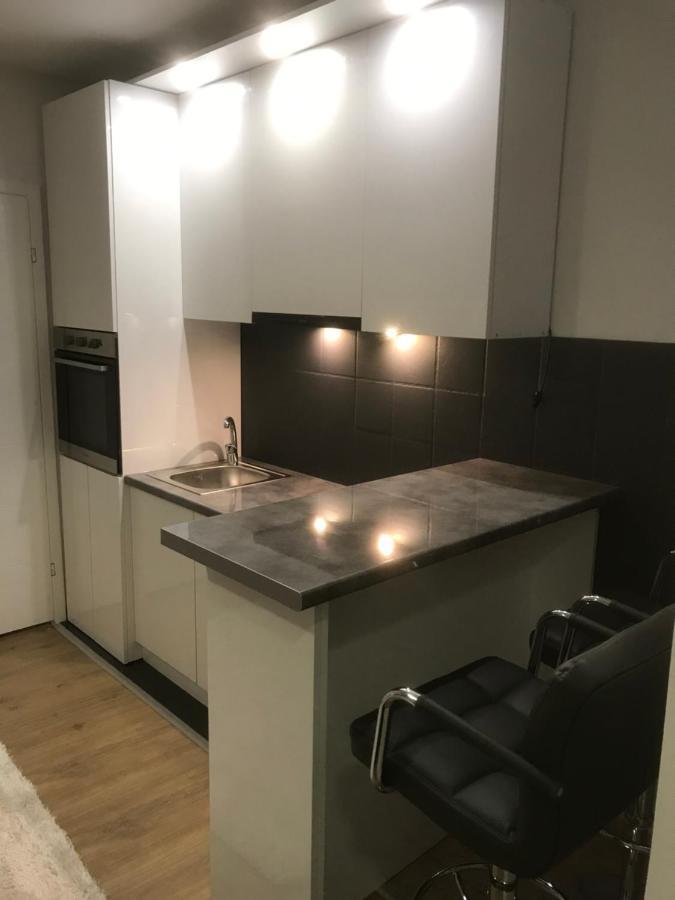Apartman Kristina Free Parking Novi Sad Ngoại thất bức ảnh