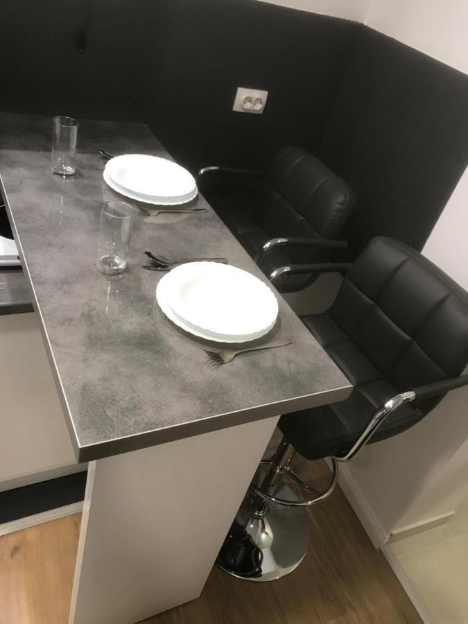 Apartman Kristina Free Parking Novi Sad Ngoại thất bức ảnh