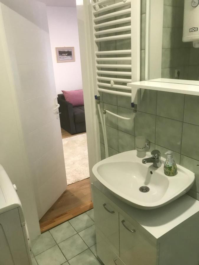 Apartman Kristina Free Parking Novi Sad Ngoại thất bức ảnh