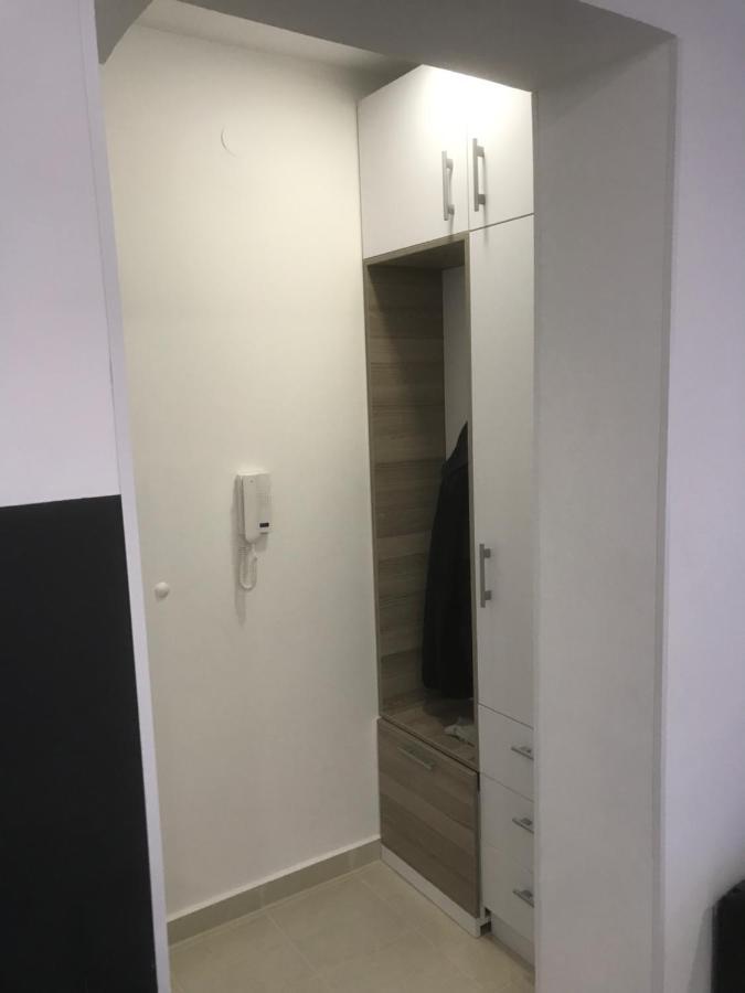 Apartman Kristina Free Parking Novi Sad Ngoại thất bức ảnh