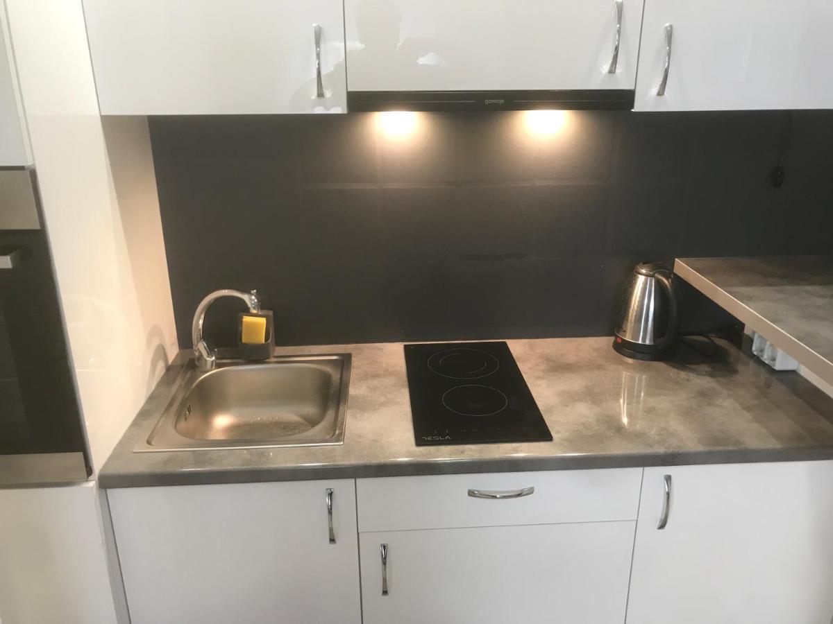 Apartman Kristina Free Parking Novi Sad Ngoại thất bức ảnh